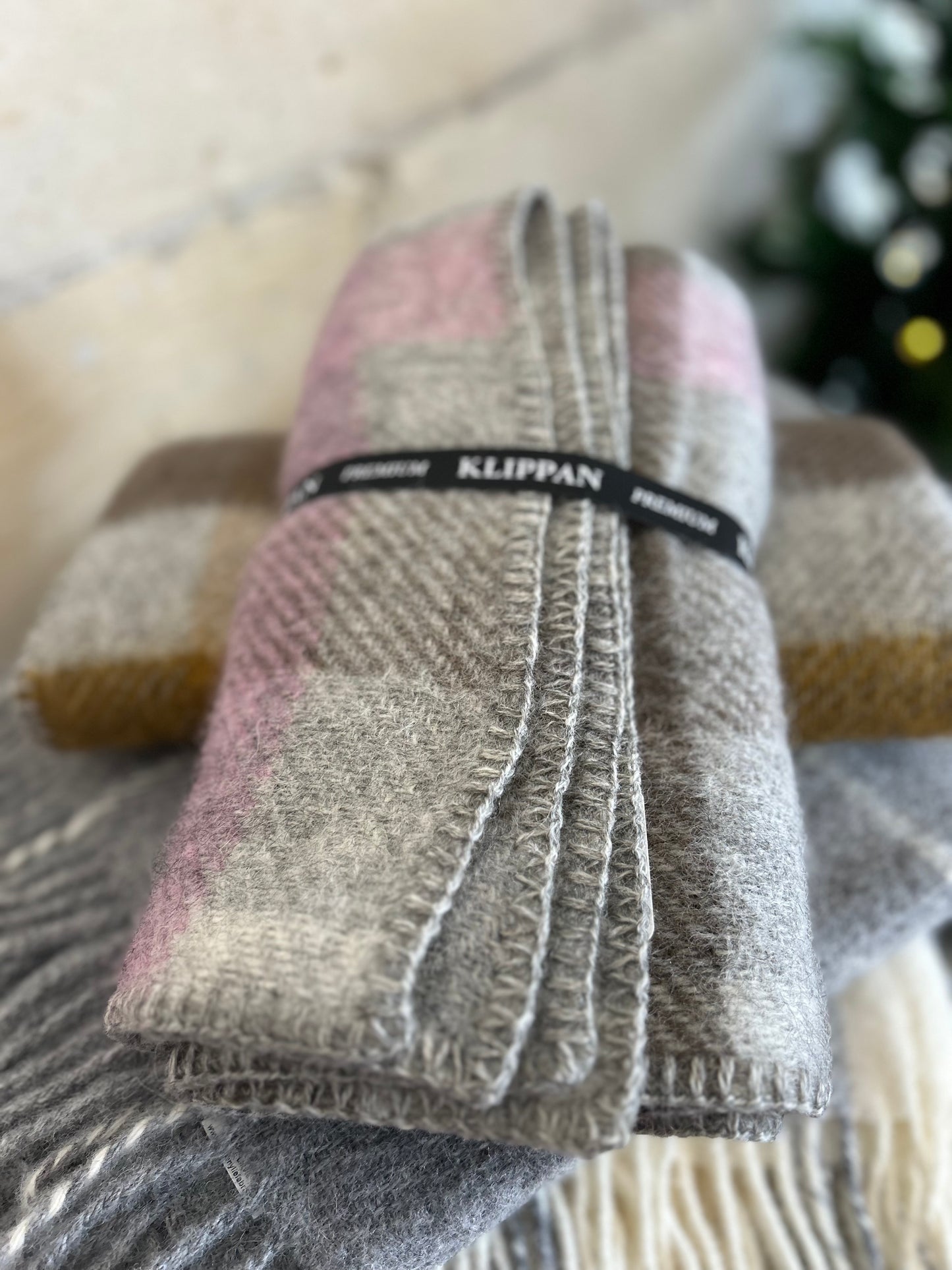 X Klippan NZ Wool Bassinet Throw - Gotland Baby Multi - Pastel