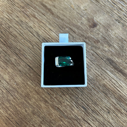 X Green Quartz Ring